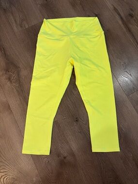 ZYIA Utility High-rise 7/8 Neon Yellow High-Rise Active Leggings